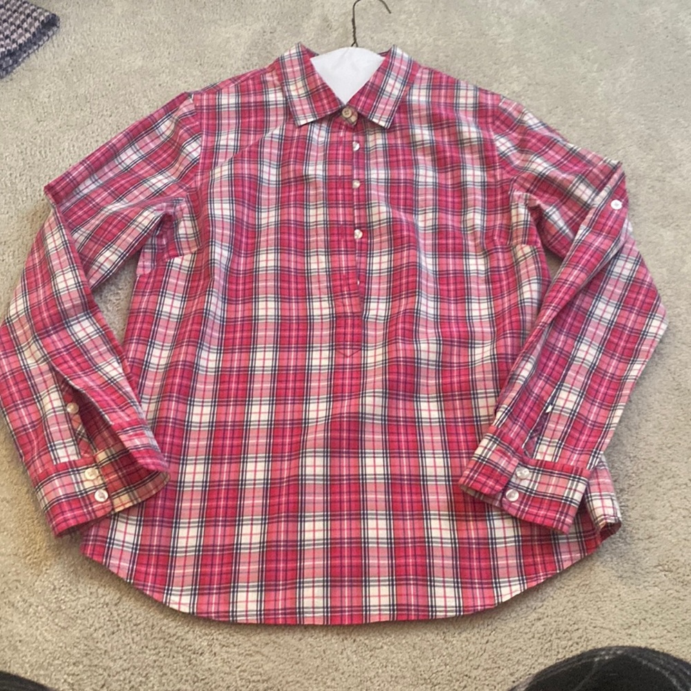 Pink and blue vineyard vines collard flannel